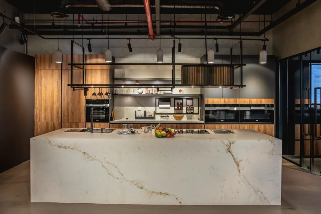 Fully Equipped Kitchen for Rent Dubai